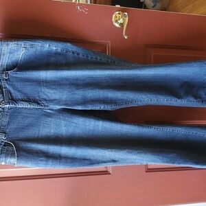 Charter Club curvy boot cut tummy slimming jeans size 18Wvslight distressing